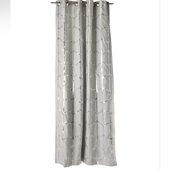 Intelligent Design Raina Blackout Grommet Top Single Curtain, 1 Panel, 50x84 - Picture 1 of 4